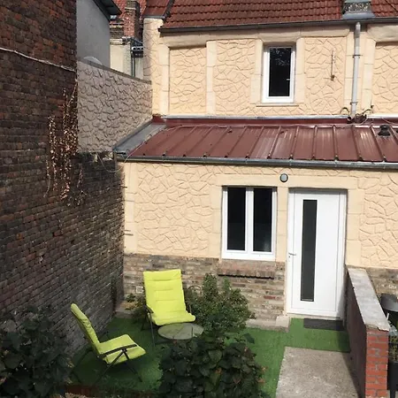 Le 21 Vingt Et Un Apartment *